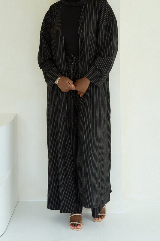 L O L A S T R I P E A B A Y A