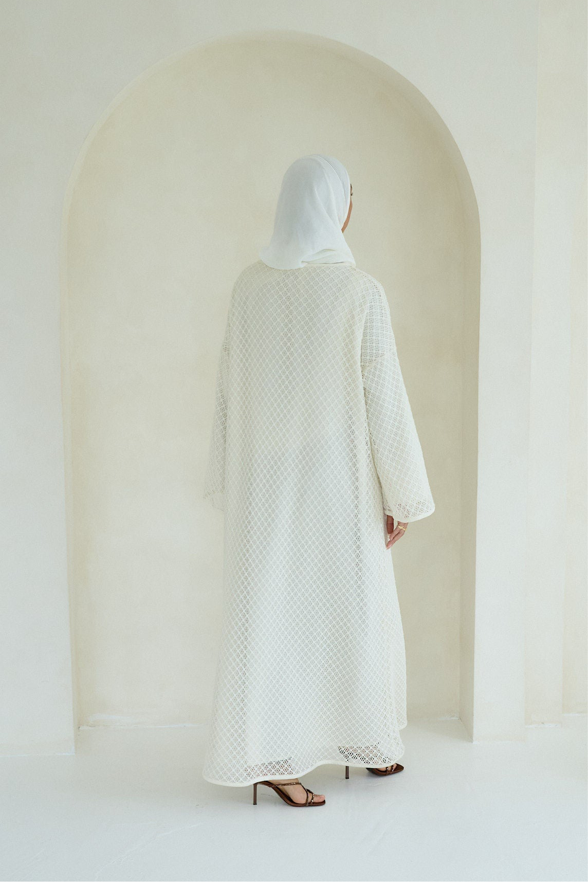 E L M I N A  D R E S S