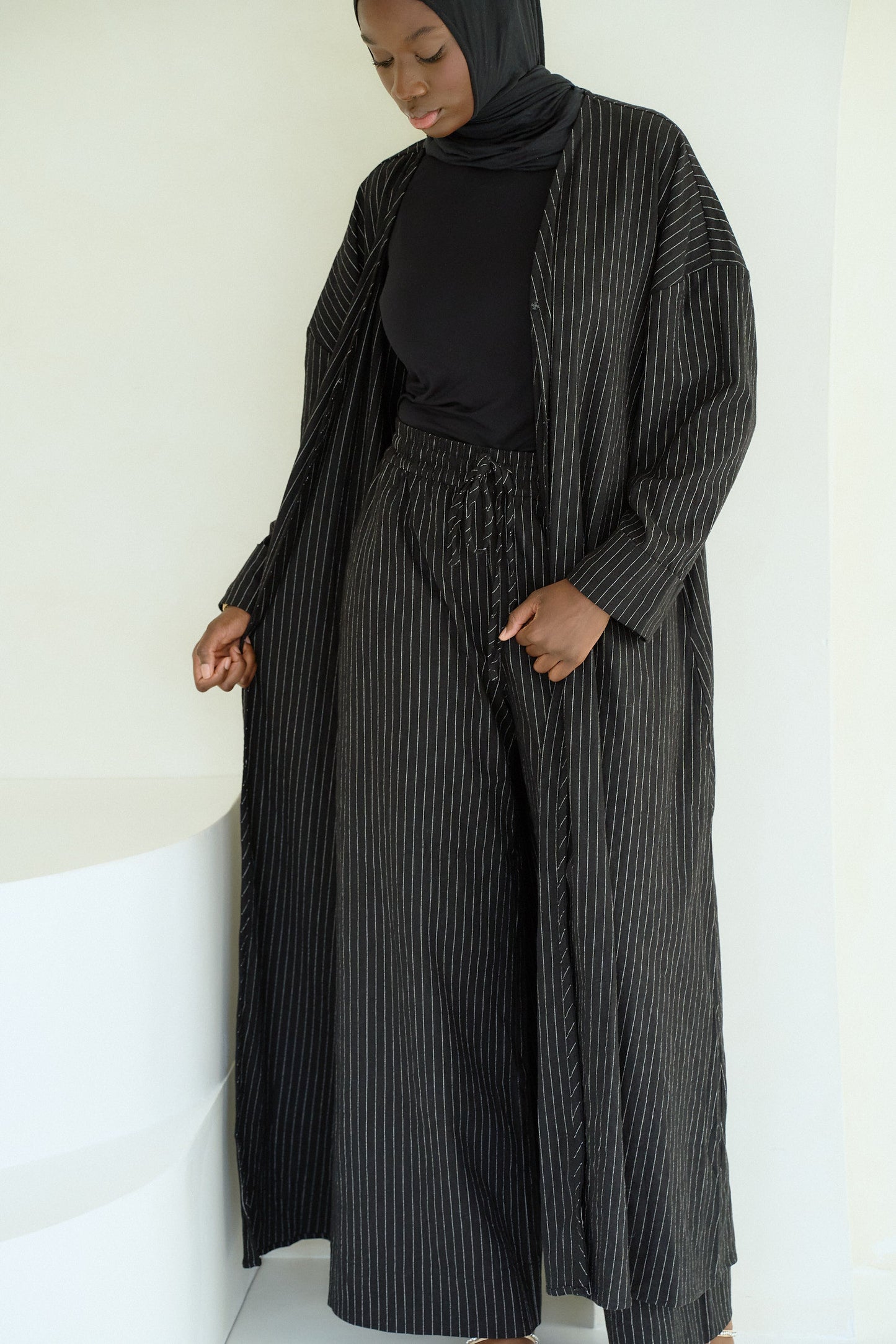 L O L A   S T R I P E   A B A Y A