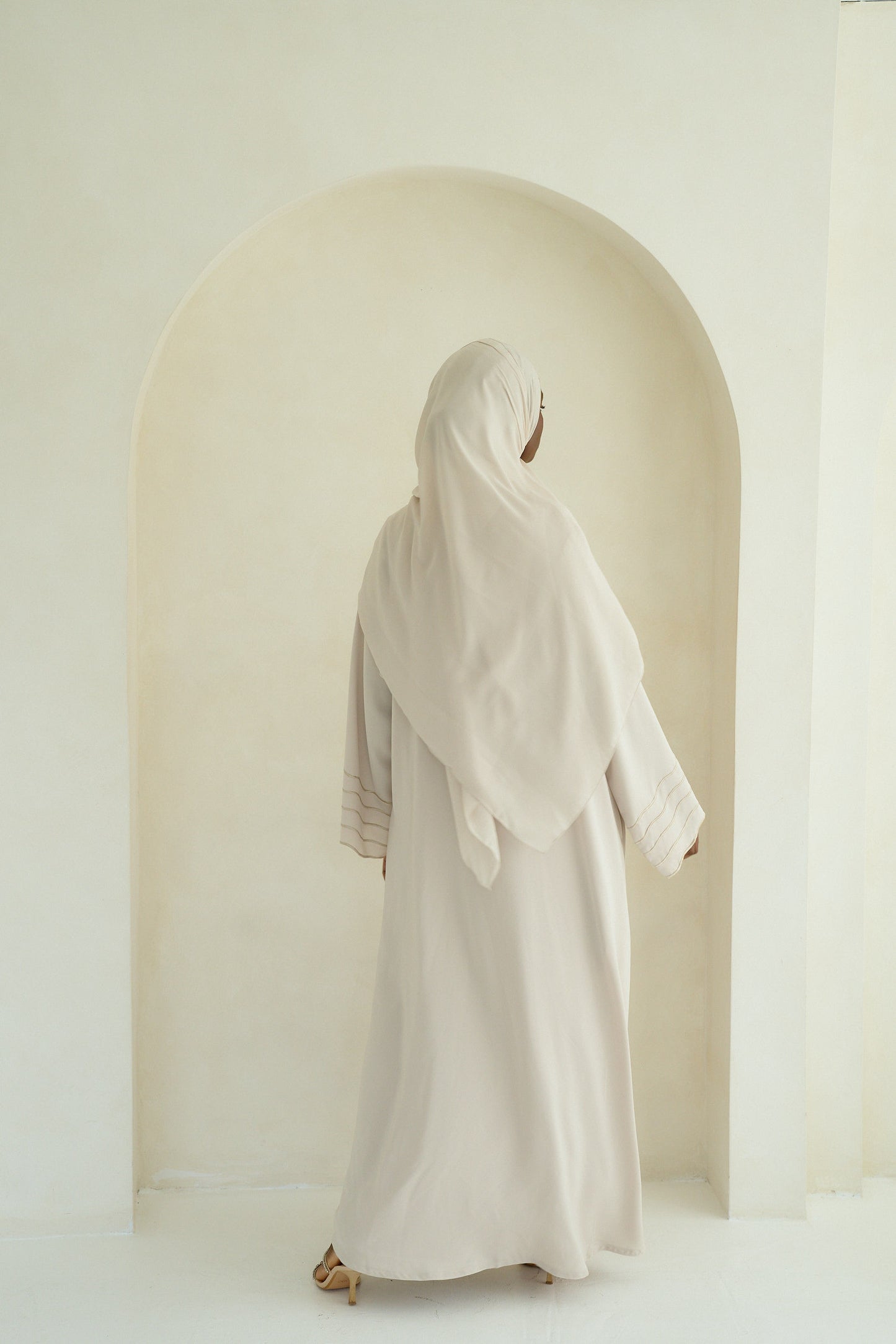 A S M A R A   N I D A   A B A YA